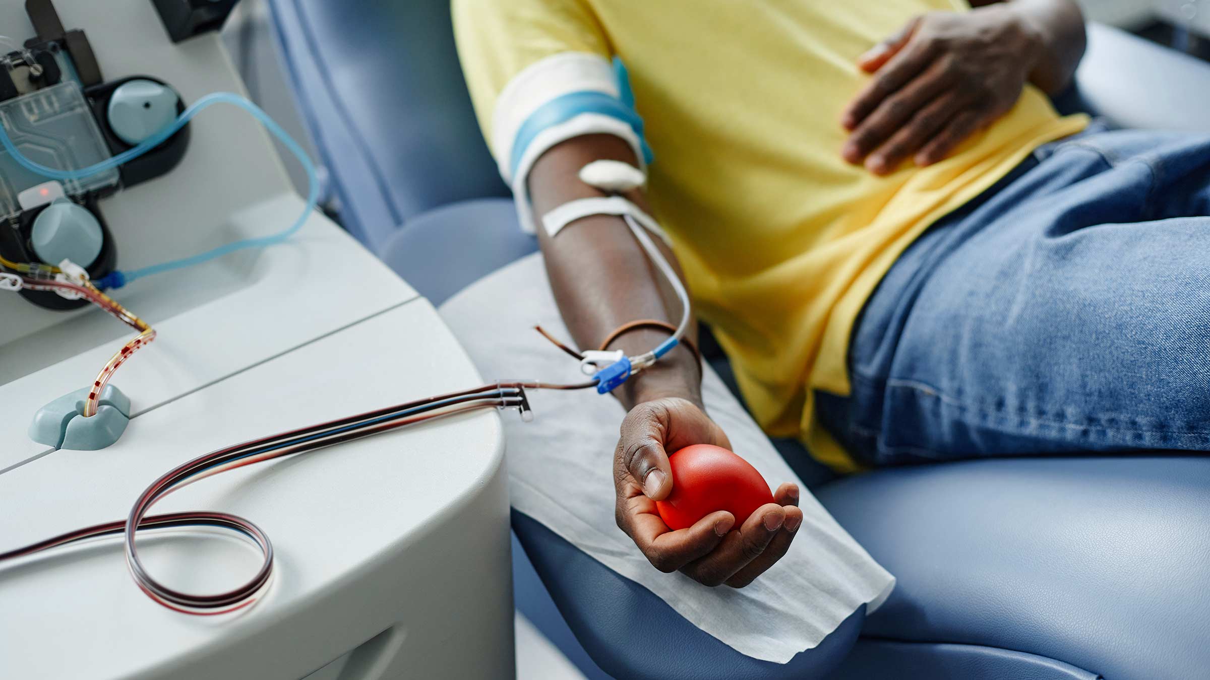 Does a blood transfusion change your DNA? (Spoiler: No!)
